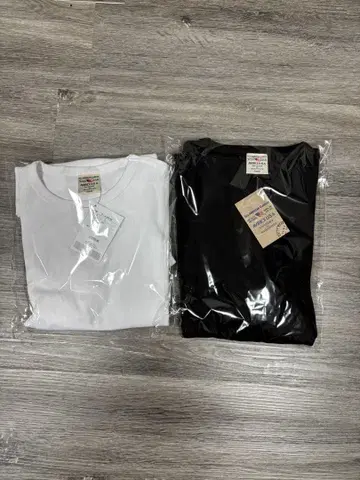 avirex RIB S/S 크루넥 티셔츠 화이트와 블랙 세트
