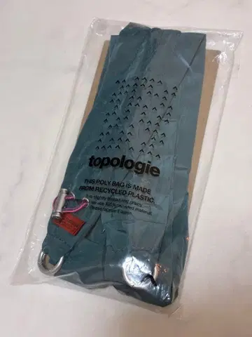 Topologie Scrunchie Pocket Wrist