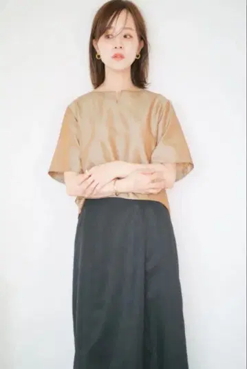COHINA 크로스 슬릿 코쿤 스커트 세트