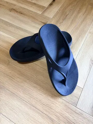 OOFOS OOriginal 리커버리 샌들 블랙