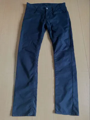 No id 블랙 스키니 팬츠