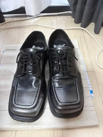Dr. Martens Durrow 5홀 uk7 26cm