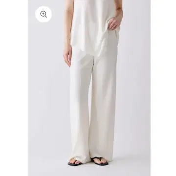 [ 미사용 새상품 ] PHERE Phekda Pants White 와이드 팬츠