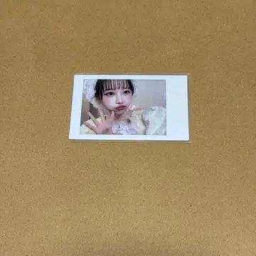 마츠모토 카렌 생일 의상 온특 프린트 폴라로이드 FRUITS ZIPPER