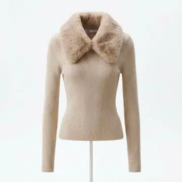 ZARA 베이지 니트 스웨터 퍼 옷깃 긴팔 S 사이즈