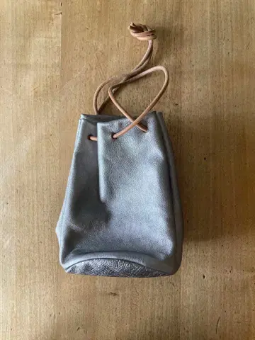 몰밀루스 복조리 백 실버