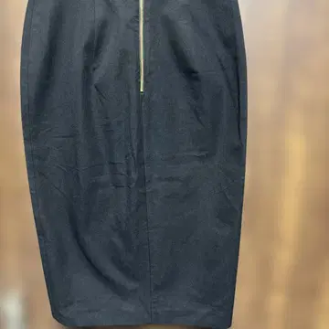 BANANA REPUBLIC 블랙 타이트 스커트 백 지퍼
