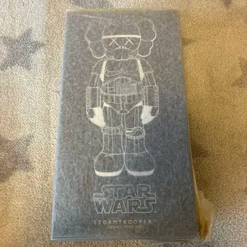 KAWS 스타워즈 스톰트루퍼