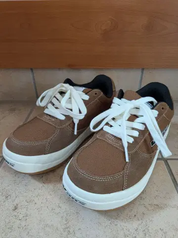 VANS 브라운 스니커즈