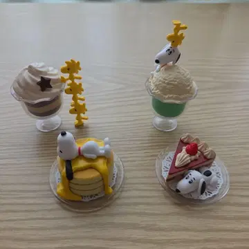 PEANUTS Yummy! 스위츠 마스코트