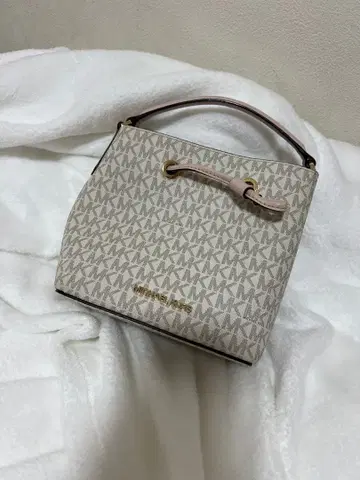MICHAEL KORS MK 로고 버킷 백 2WAY 핑크
