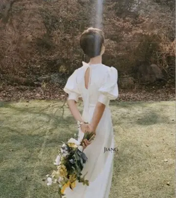 웨딩 드레스 (한국 스타일 퍼프 슬리브)