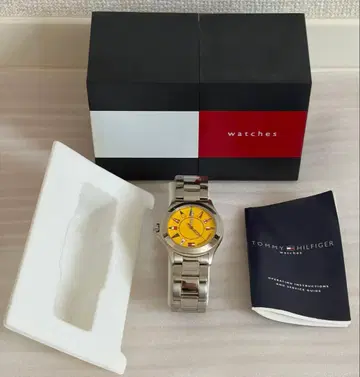 TOMMY HILFIGER 손목시계