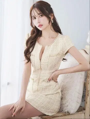 캬바쿠라 드레스 an Andy 쥬얼스 로브 드 플뢰르 데이지 스토어