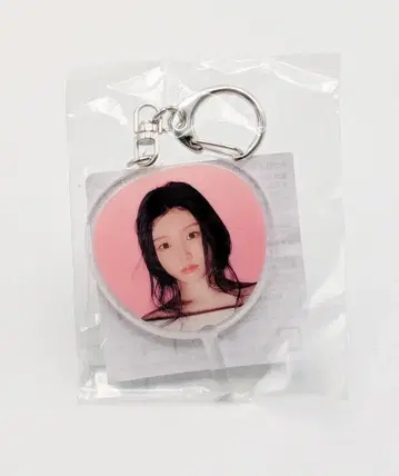 ILLIT PRESS START in JAPAN WONHEE ACRYLIC PHOTO CHARM