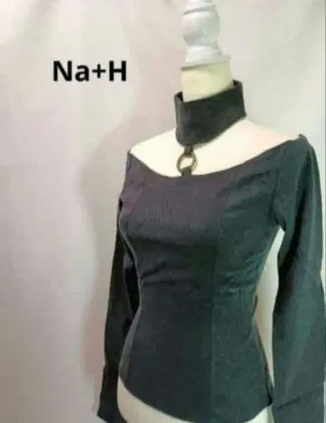 홀터링 티셔츠 Na+H 고딕 펑크