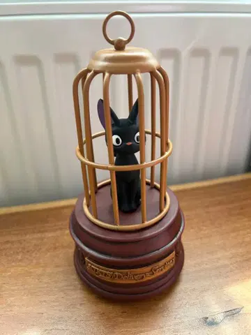 마녀 배달부 키키 지지 검은 고양이 오르골 지브리
