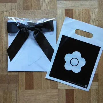 택 포함 새상품 MARY QUANT 머리핀 헤어 액세서리 샵 봉투 포함