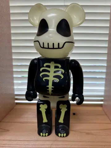 BE@RBRICK 쵸로Q HORROR 400%