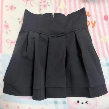 새상품 미셸 마카롱 Michell macaron 슬림 레그 스커트 블랙 S