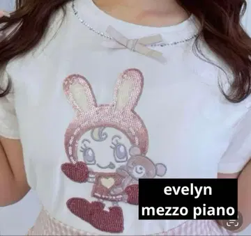 에블린 evelyn x mezzo piano 메조피아노 T셔츠 자수