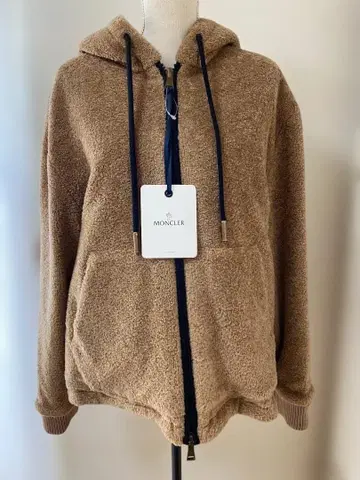 [정품] MONCLER 리버서블 복슬복슬 자켓