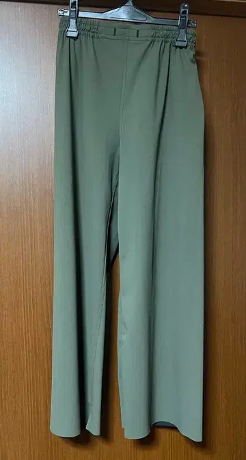 비쓰리 B3 쯘빠비타 리버서블 와이드 팬츠 카키 블랙 M