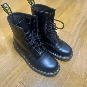 닥터마틴 24.5cm