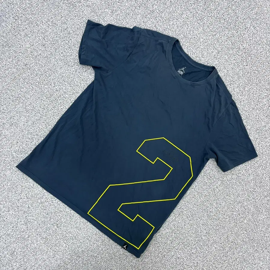 L 나이키 Nike 반팔 티셔츠 0720J1