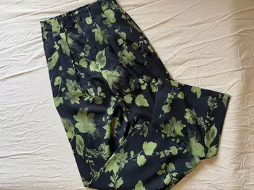 Ameri GRAINY FLOWER STRAIGHT PANTS