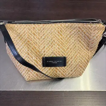 GIANNI CHIARINI FIRENZE 바스켓백 페이퍼백