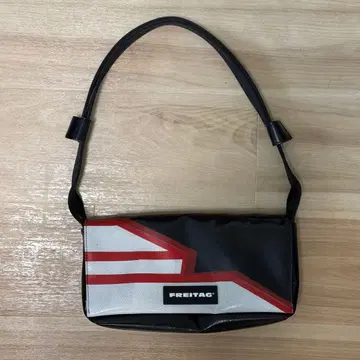 FREITAG F171 LAURA 블랙