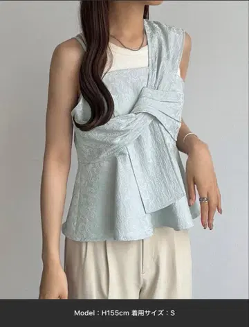 자카드 뷔스티에 페플럼 디자인