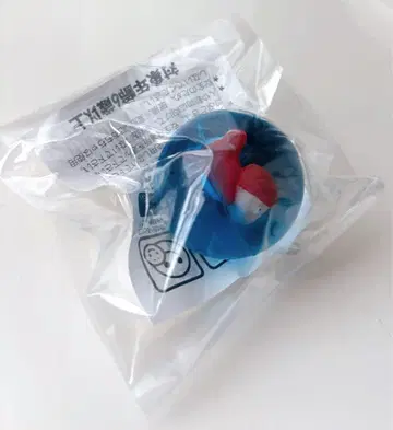 새상품 미개봉 미타카노모리 지브리 미술관 벼랑 위의 포뇨 슈퍼볼