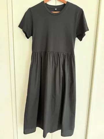 UNIQLO 유니클로 블랙 원피스 2세트 돌려입기 M
