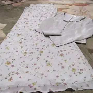 핑크하우스 계열 케티 꽃무늬 셋업 슬리브리스 원피스 자켓