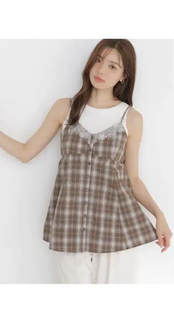 PROPORTION BODY DRESSINGa/mie 레이스 페플럼 탱크
