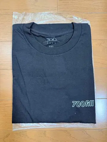 새상품 700FILL 로고T셔츠 블랙 2XL