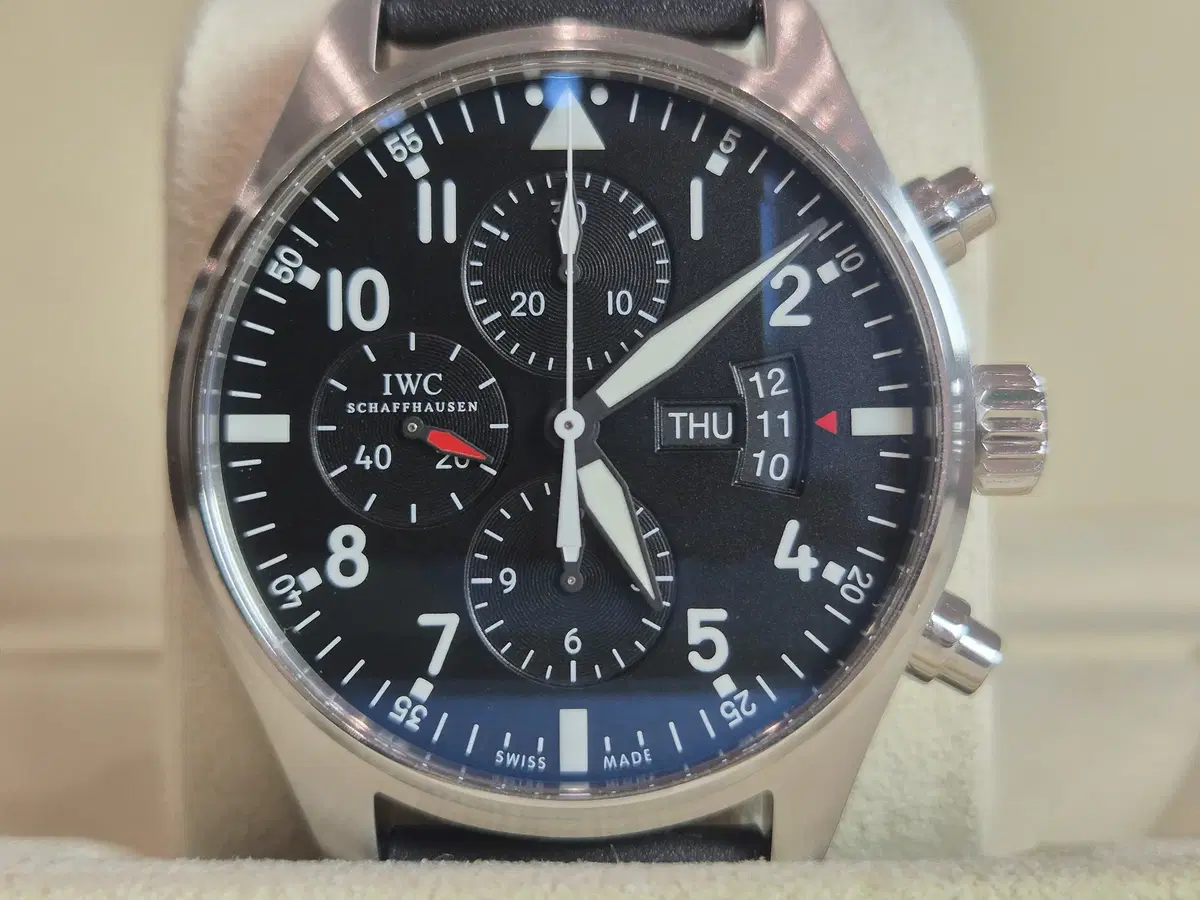 IWC 파일럿 크로노그래프