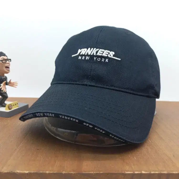 MLB 엠엘비 뉴욕양키스 레터링 자수 야구 모자 면 볼캡 블랙