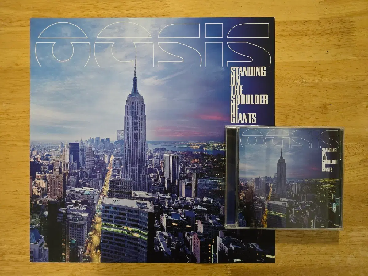 CD 음반 oasis 오아시스- Standing On The Shoulder Of Giants