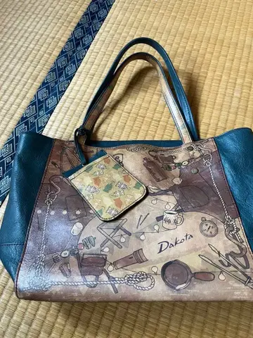 Dakota 토트백