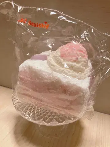 kikisquishy 몽환룩 샤리샤리 아이스 토스트 스퀴즈