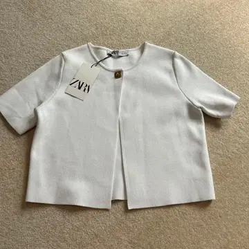 [ 택 포함 새상품 ] ZARA 반팔 가디건 화이트 자라