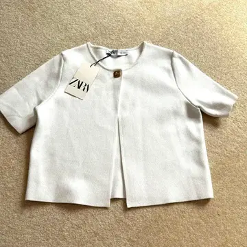 [ 택 포함 새상품 ] ZARA 반팔 가디건 화이트 자라