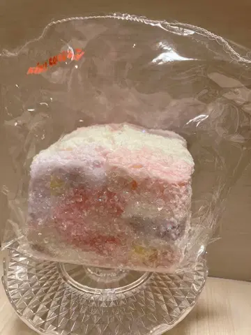 kikisquishy 몽환룩 샤리샤리 토스트 스퀴즈