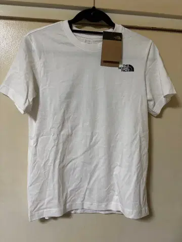 한국 THE NORTH FACE 반팔 티셔츠 화이트 새상품