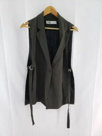 ZARA 슬리브리스 베스트 여성용 그린 계열 XS