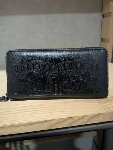 미사용 Levi's 라운드 지퍼 장지갑 블랙