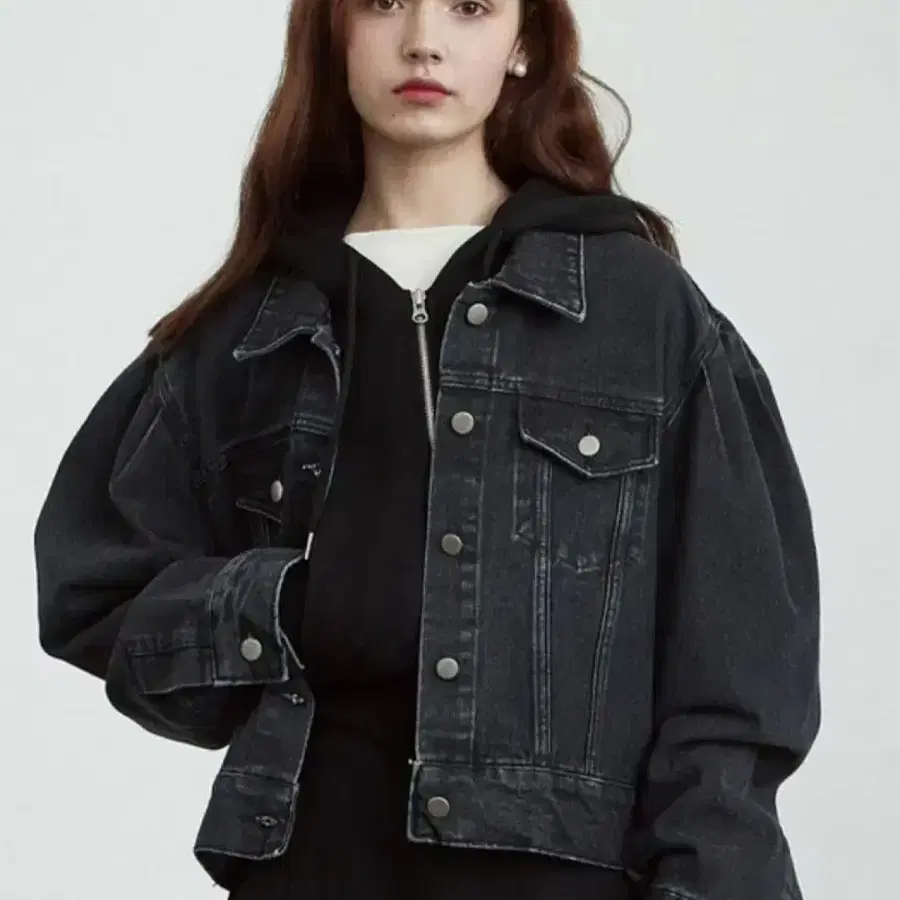인어스웨이 퍼프 블랙 데님 쟈켓